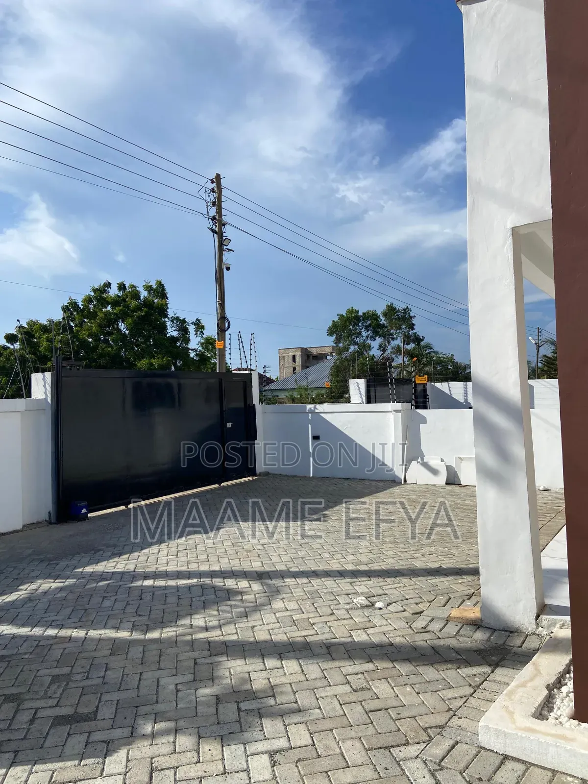 3bdrm House in East Legon for sale