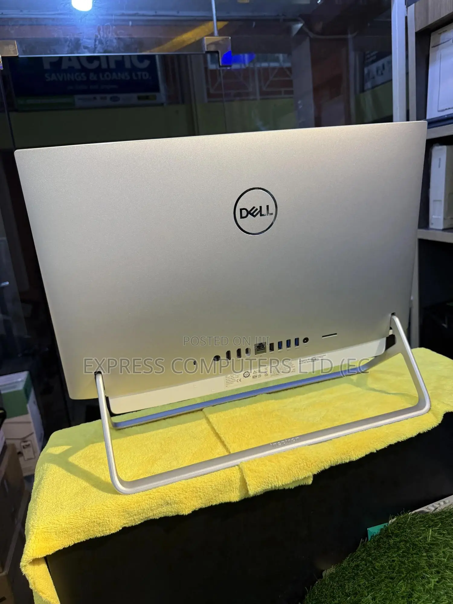 Desktop Computer Dell Inspiron 24 5000 24GB Intel Core I5 HDD+SSD 1T