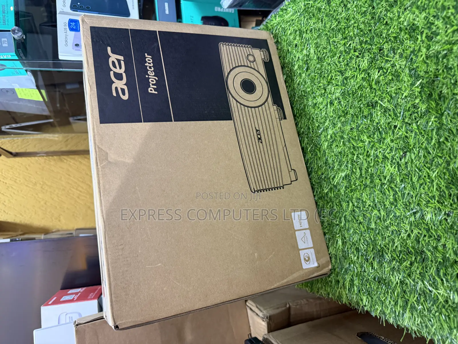 Acer Original Conference Projector Lumen 4000 Brand New From Uk 