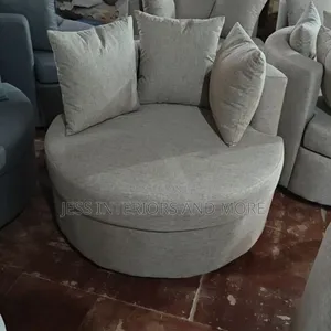 Accent Swivel Chair (Round)