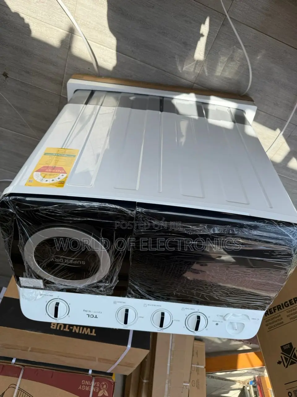 Buy Unique TCL 11kg Twin Tub Semiautomatic Washing Machine.