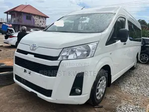 Toyota HiAce 2020 White