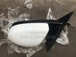 Range Rover Evoque 2015 Side Mirror With Camera and Light