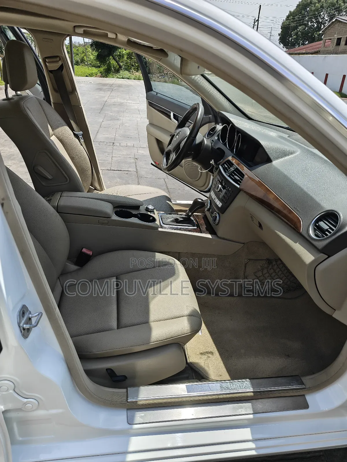 Mercedes-Benz C250 2014 White