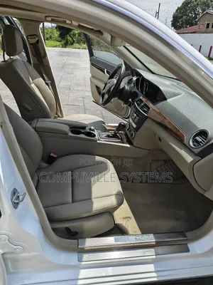 Mercedes-Benz C250 2014 White