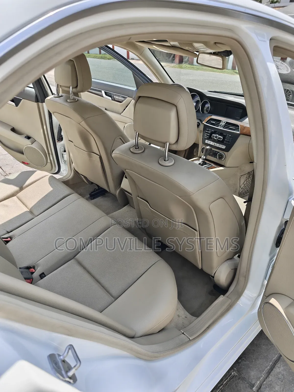 Mercedes-Benz C250 2014 White