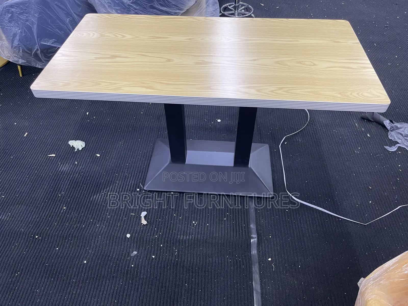 Restaurant Bar Table