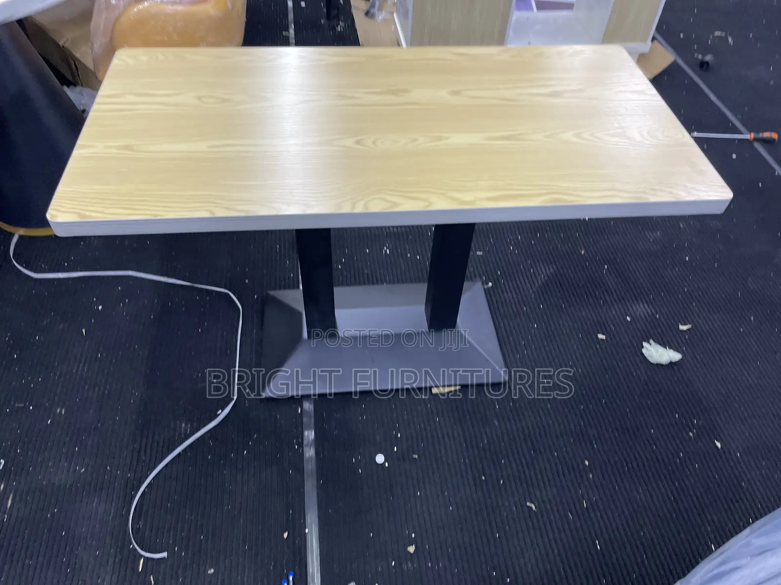 Restaurant Bar Table