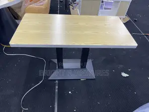 Restaurant Bar Table