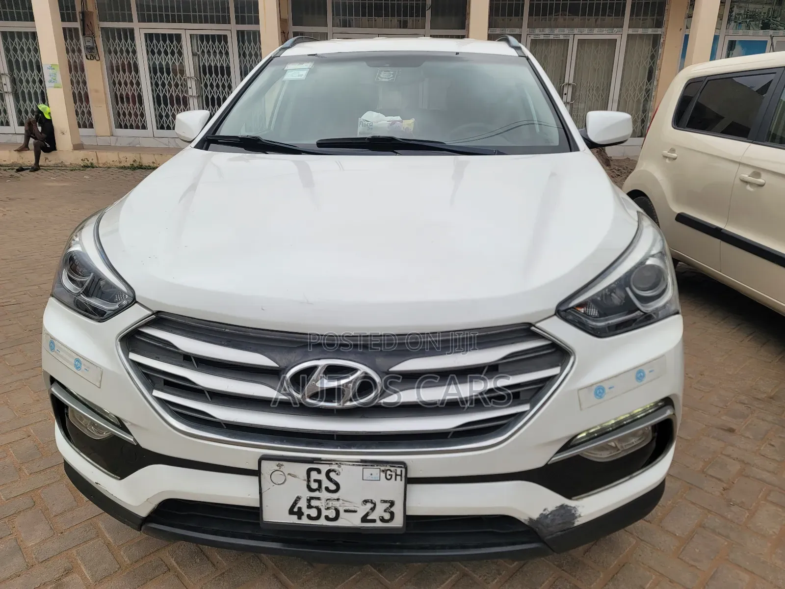 Hyundai Santa Fe SE FWD 2017 White