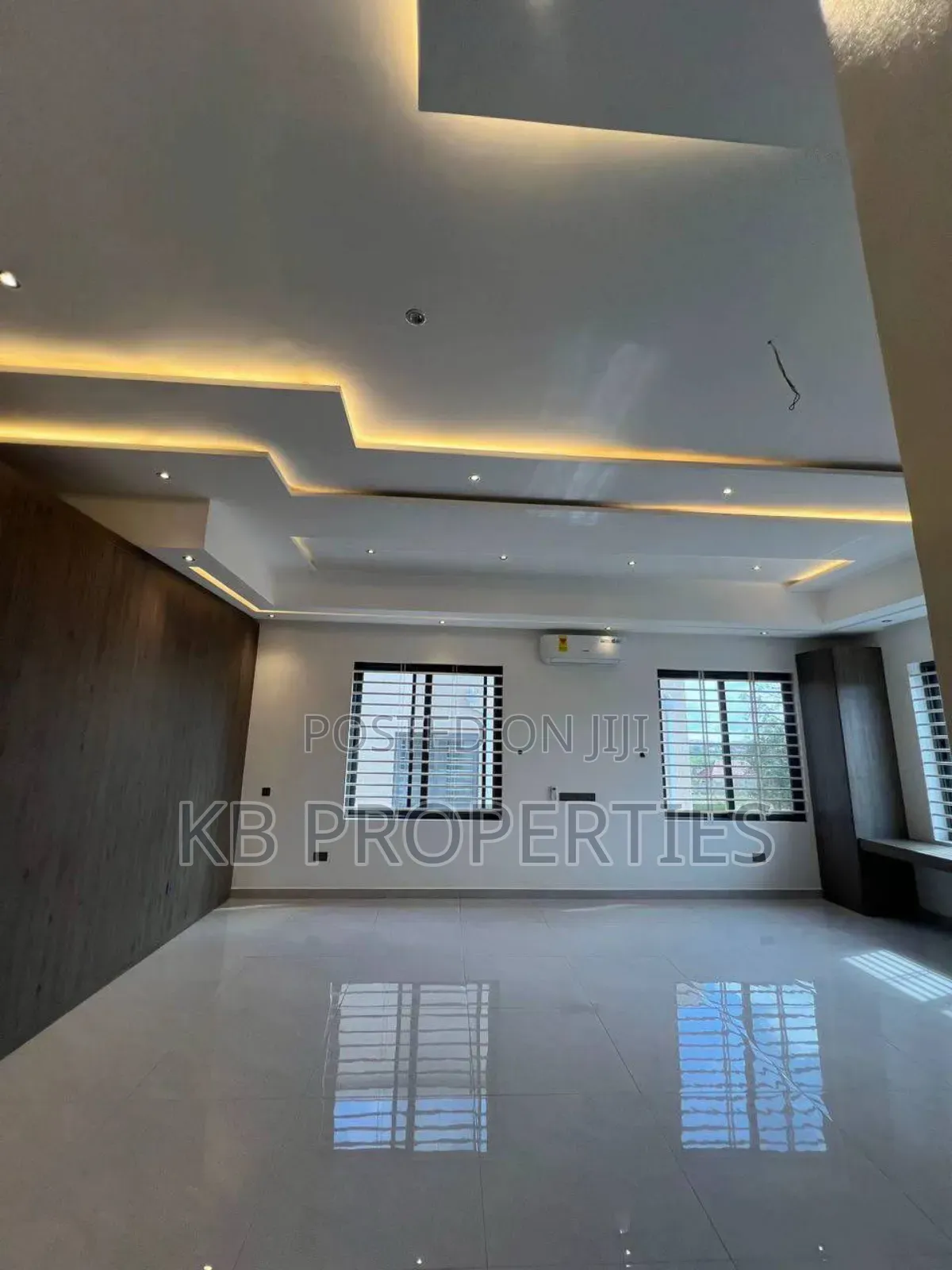 5bdrm House in Kb Properties, East Legon for sale