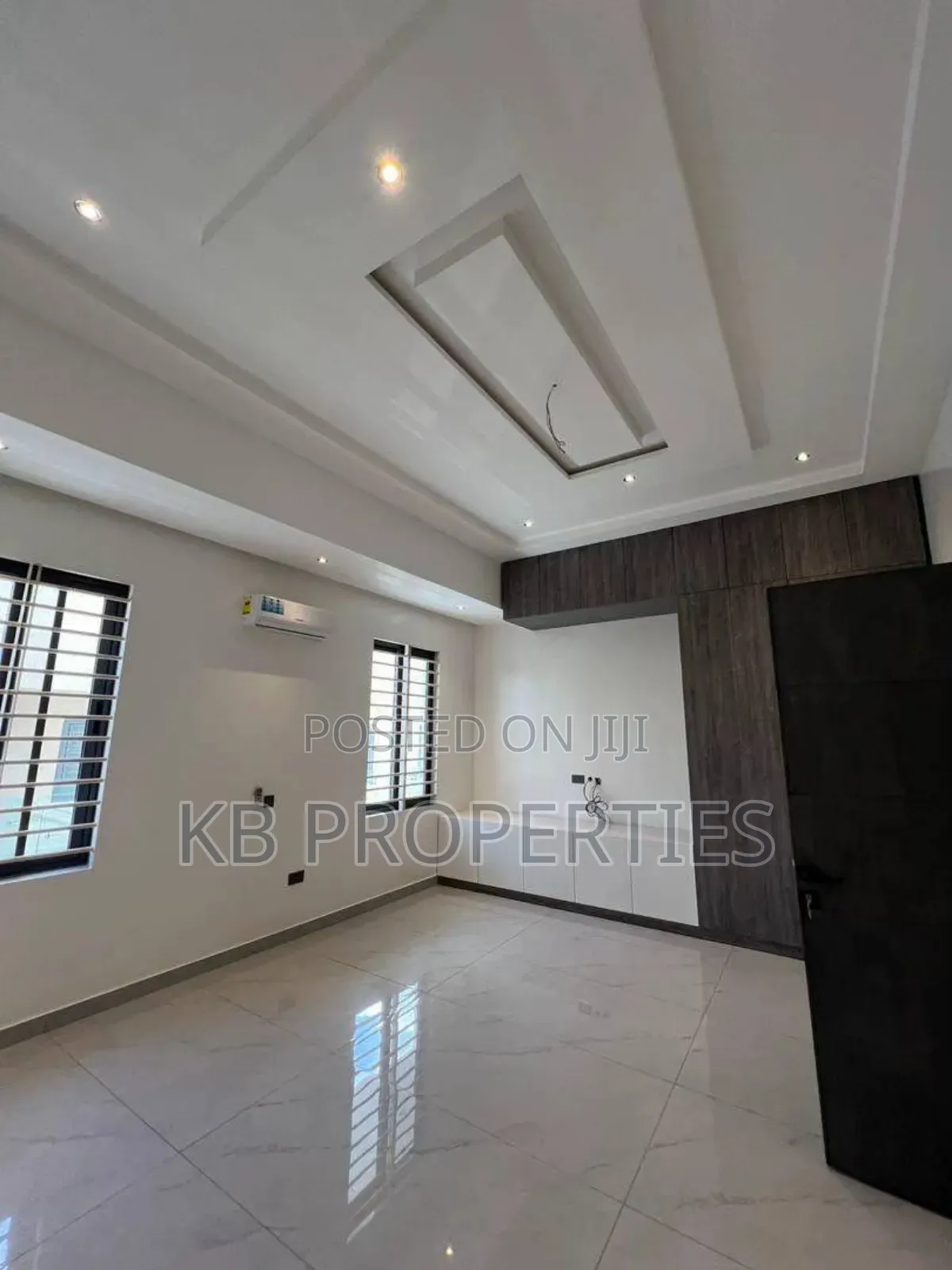 5bdrm House in Kb Properties, East Legon for sale