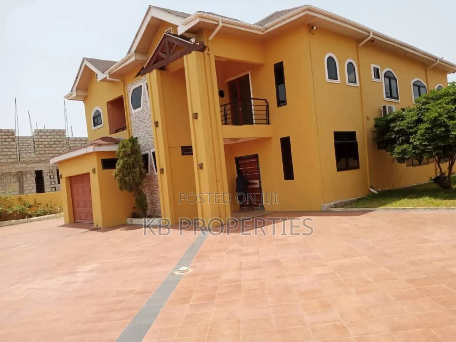 5bdrm House in Kb Properties, East Legon for sale