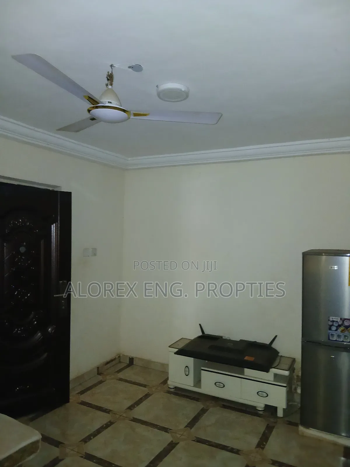 1bdrm House in Chamber Self, Adenta for rent
