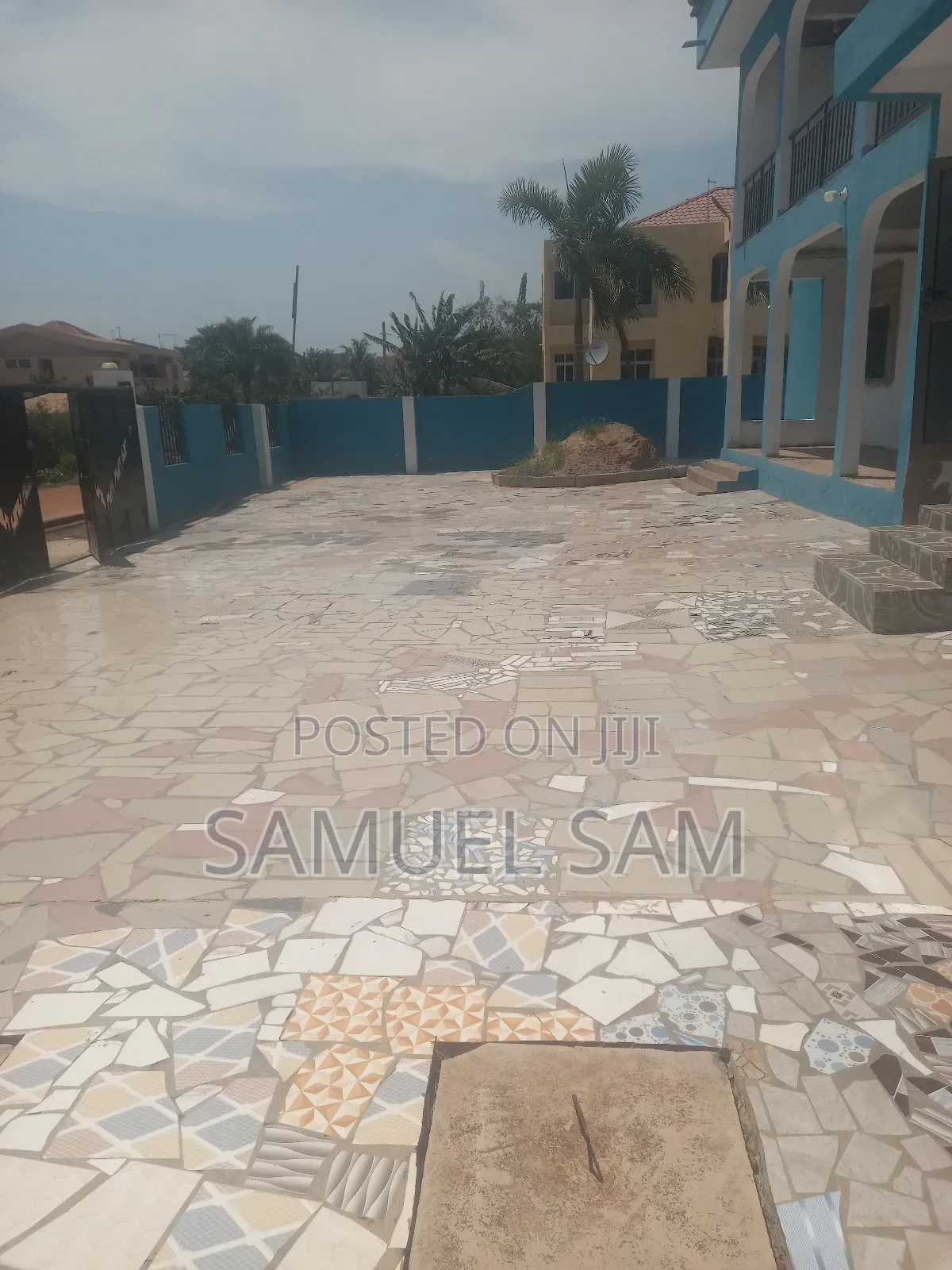 5bdrm House in Tema Community 14 for rent