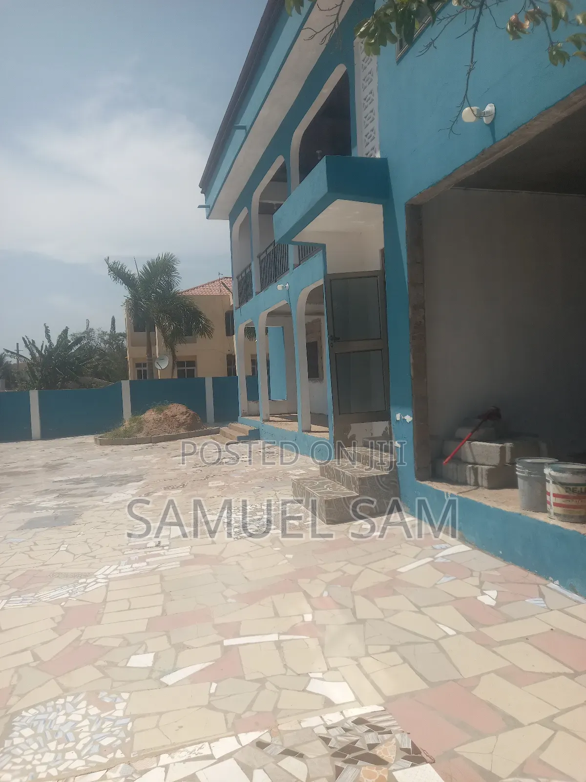 5bdrm House in Tema Community 14 for rent