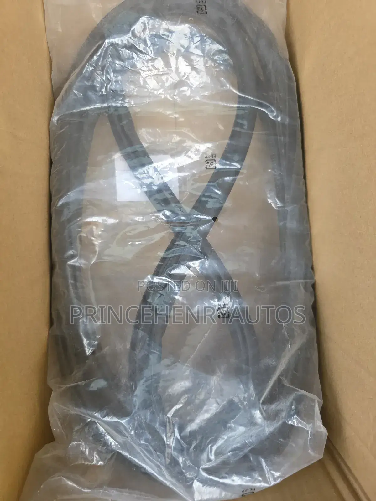 Rear Seal for Honda CRV 2023--3a0-A02