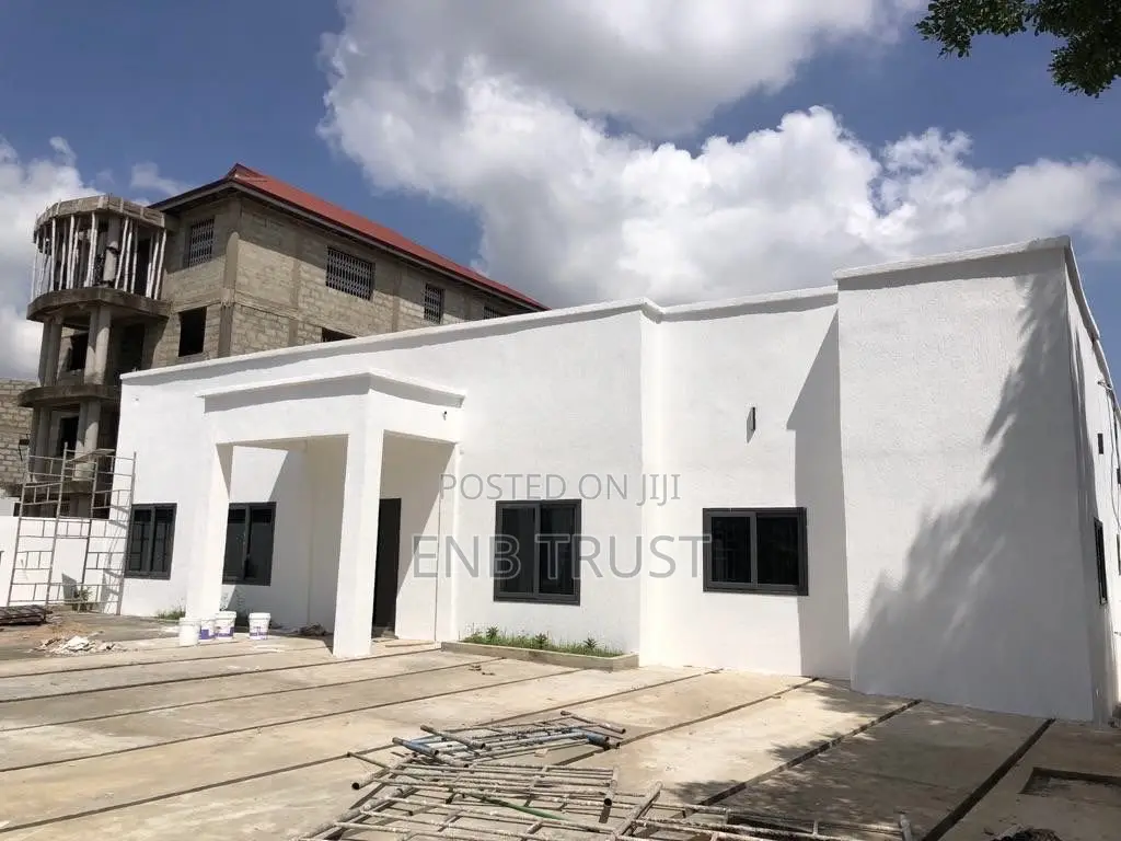 3bdrm House in Oyarifa Rehoboth for sale