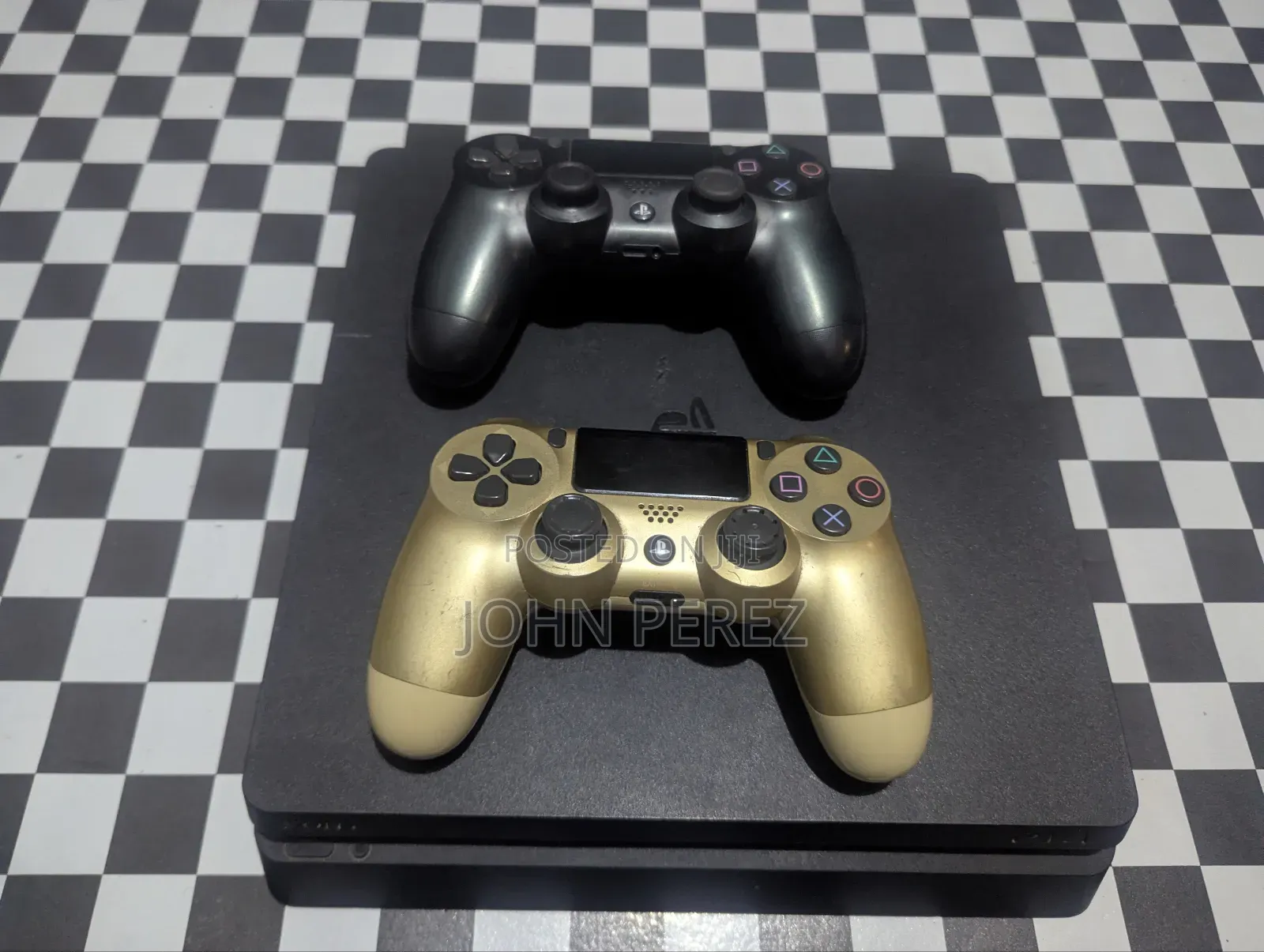 Playstation 4 Slim