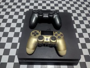 Playstation 4 Slim