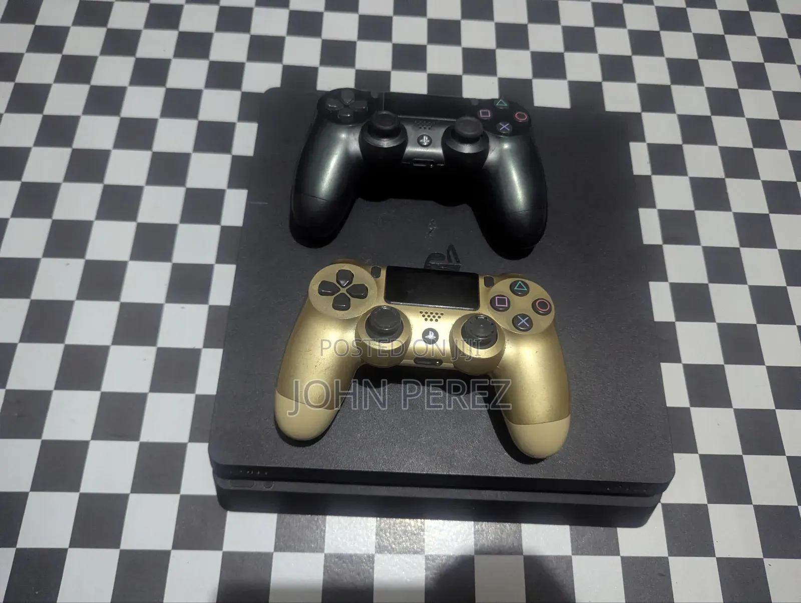 Playstation 4 Slim