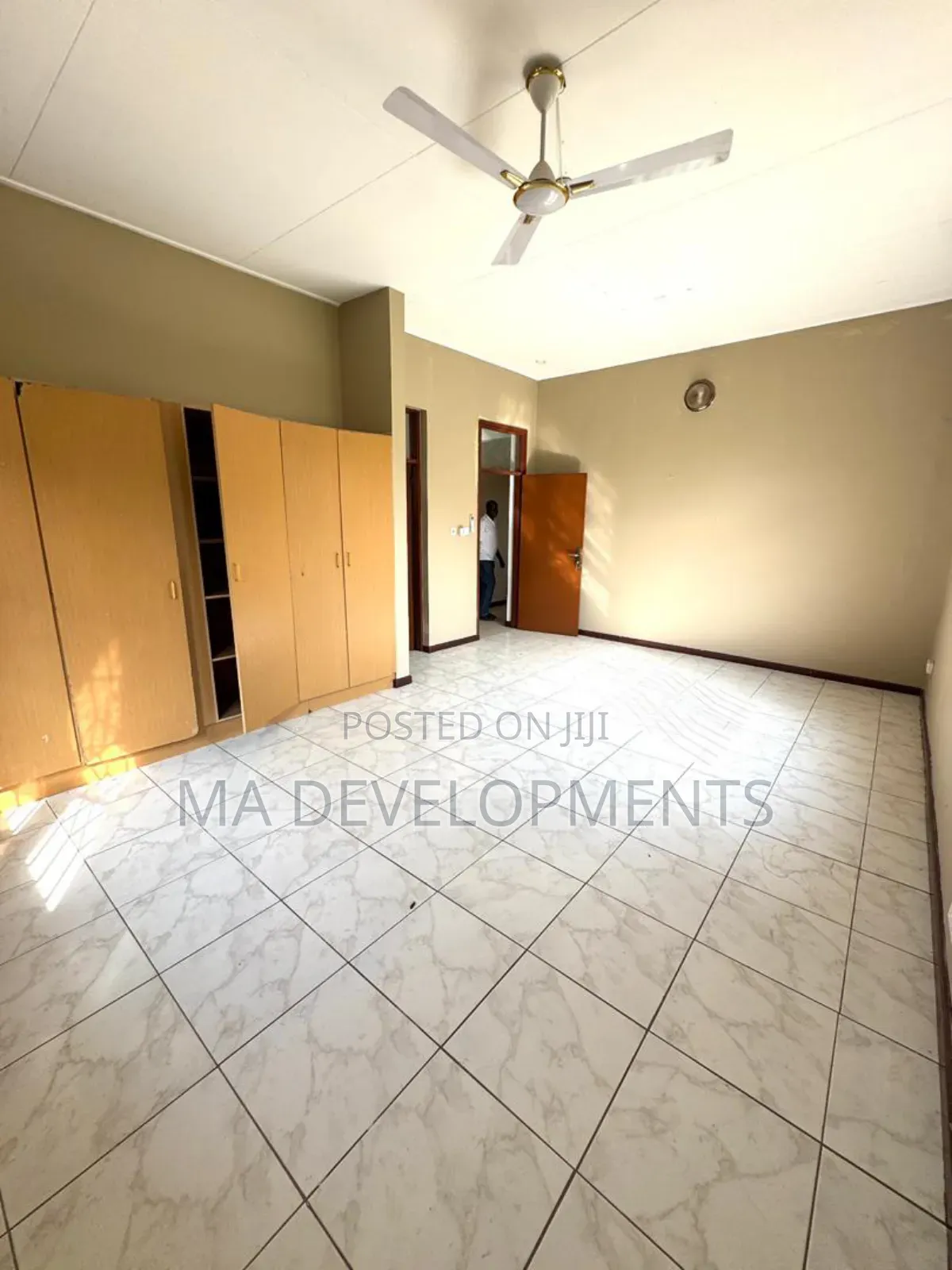 4bdrm House in Madev Realty, Kwabenya for rent