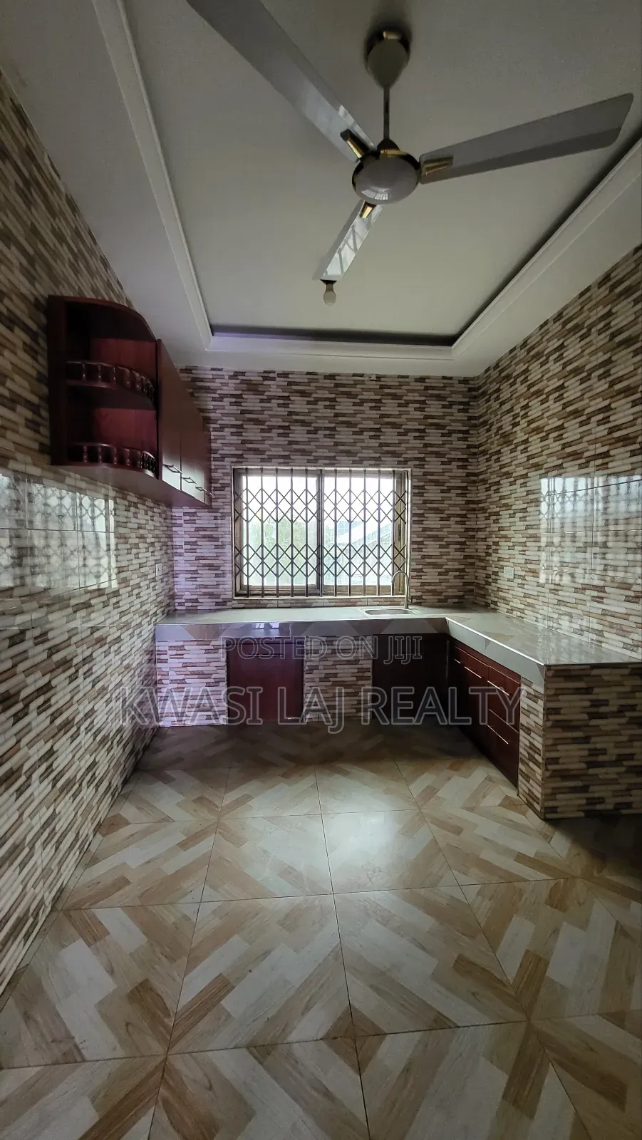 2bdrm Apartment in Scc, Weija for rent