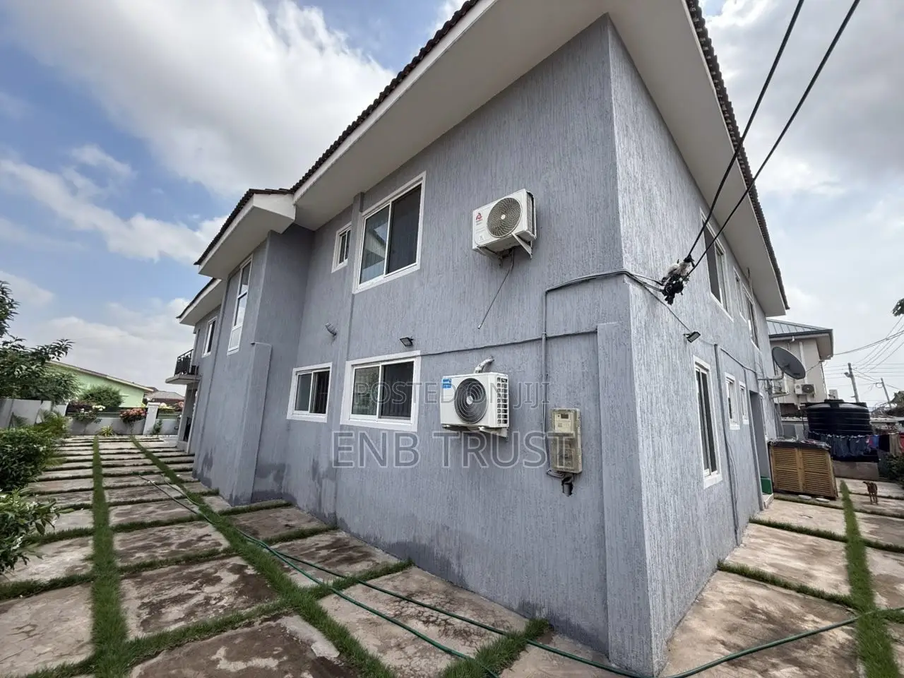 7bdrm Duplex in Tema Community 12 for rent