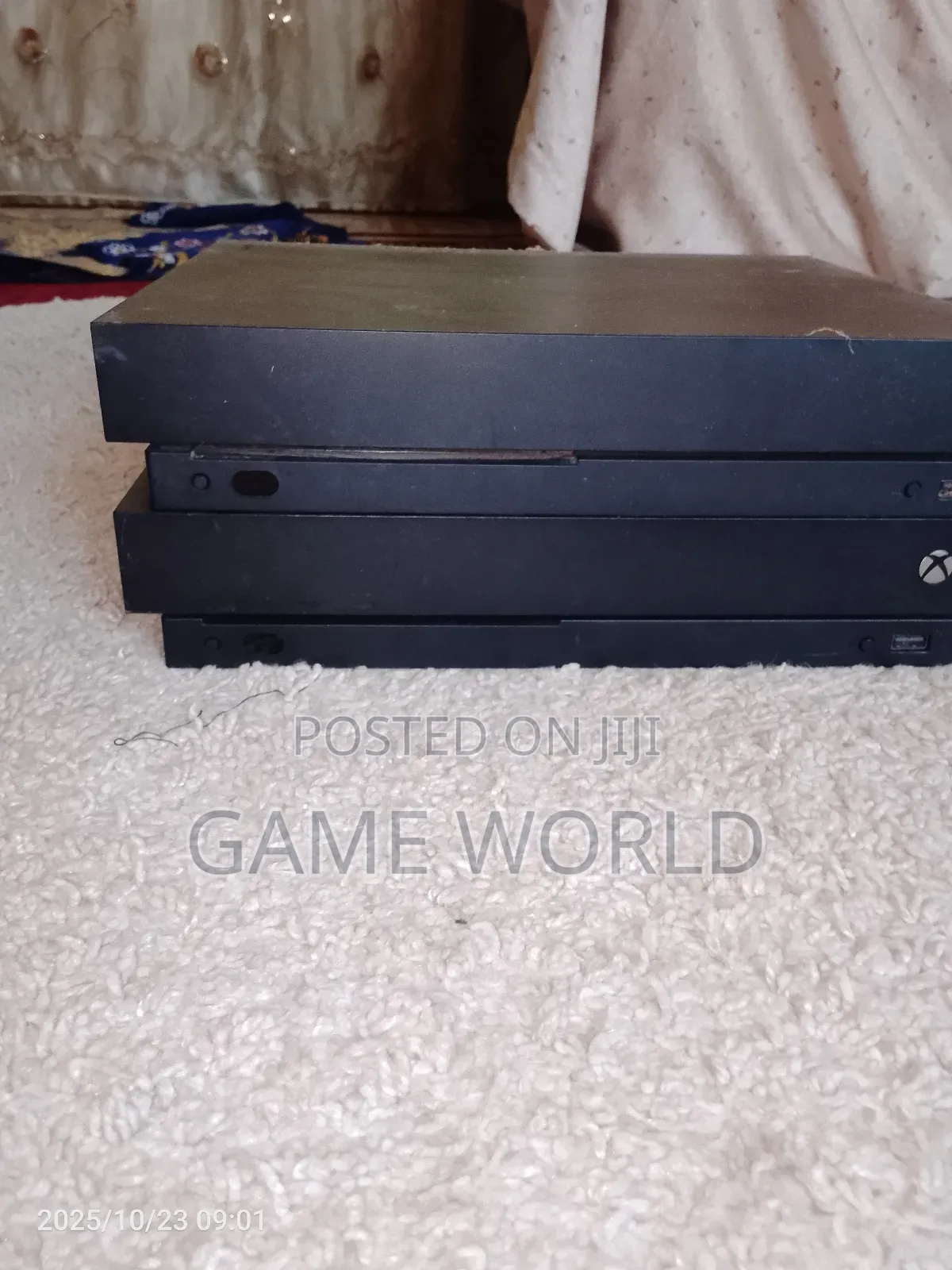 Xbox One X Console
