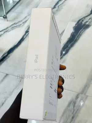 New Apple iPad (2025) 128 GB Silver