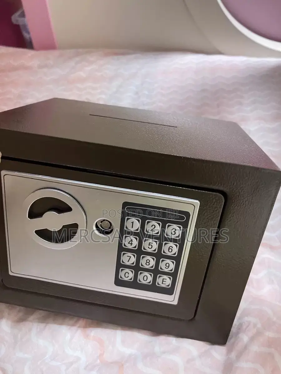 Electronic Money Box/Safe- Head Space