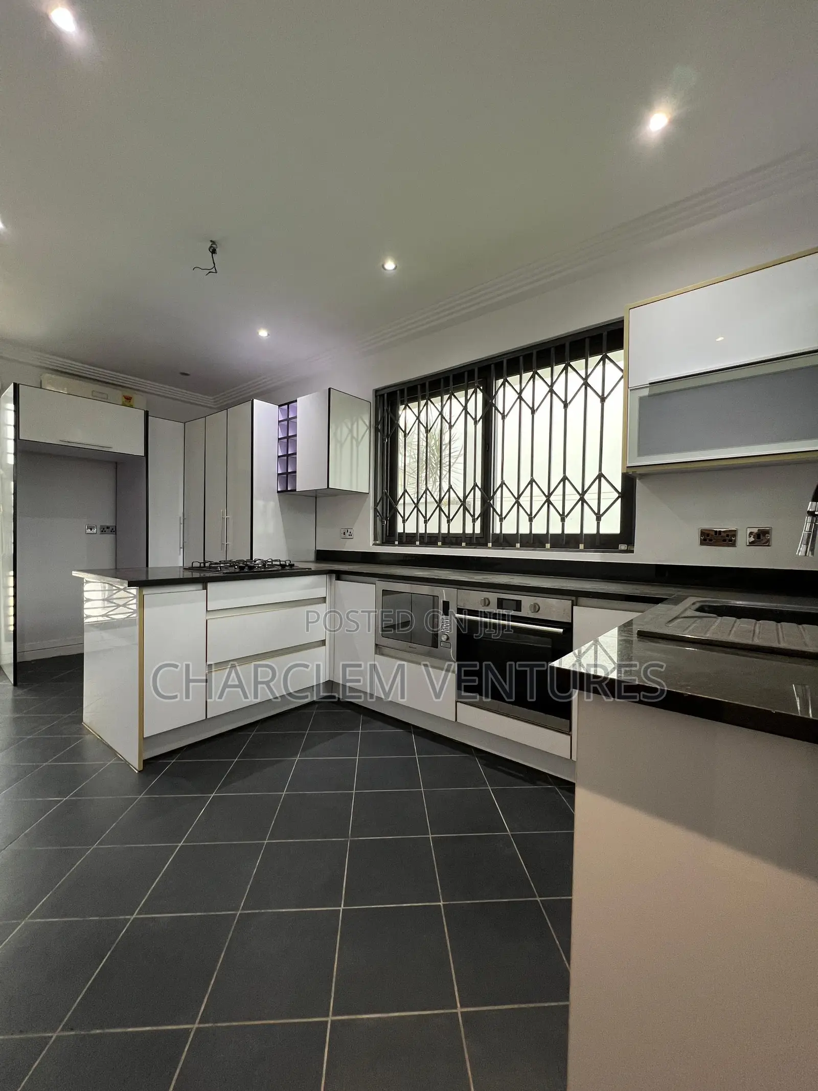 3bdrm Townhouse/Terrace in Charclem Ventures, East Legon for sale