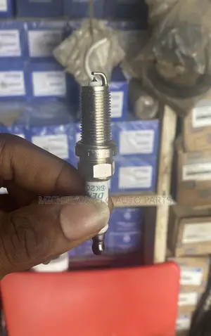 Spark Plugs Toyota Vitz