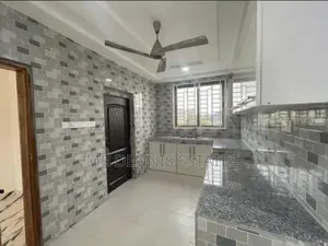 2bdrm Apartment in Westhills Mall Area for rent