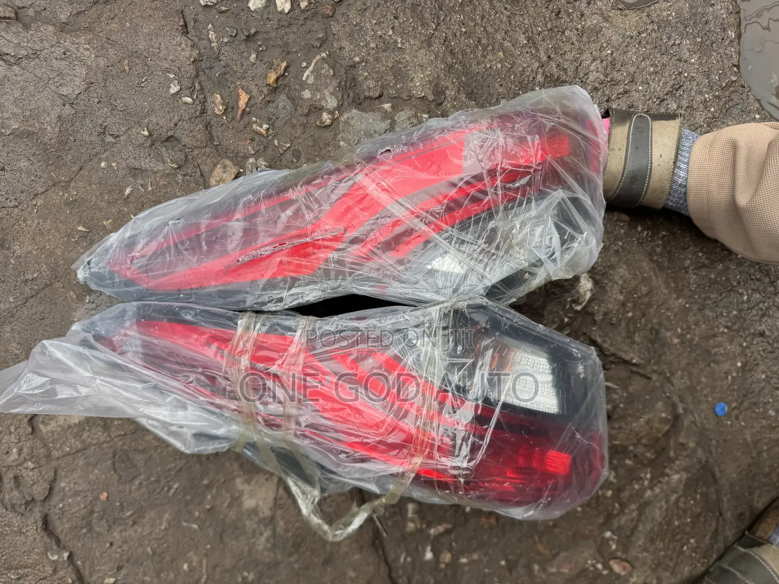 Toyota Highlander 2020,2021,2022,2023 Tail Light Full Led Pair