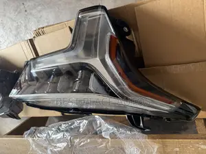 Toyota Tundra 2024 Spec Led Headlight