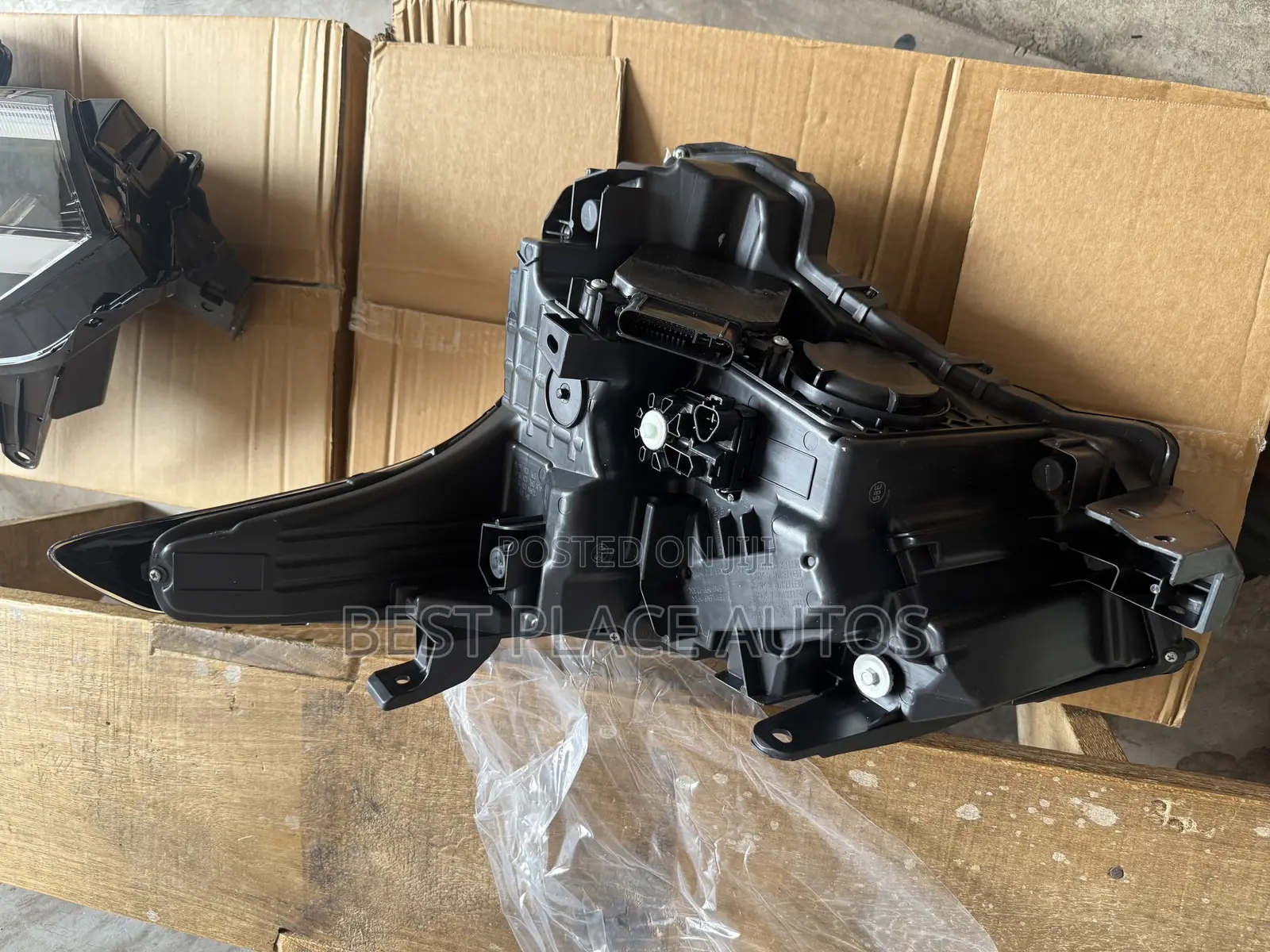 Toyota Tundra 2024 Spec Led Headlight