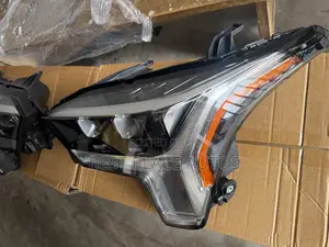 Toyota Tundra 2024 Spec Led Headlight