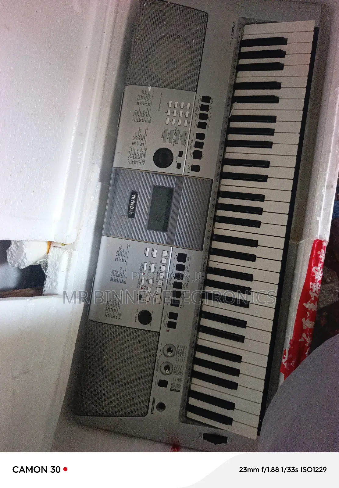 Yamaha PSR E413