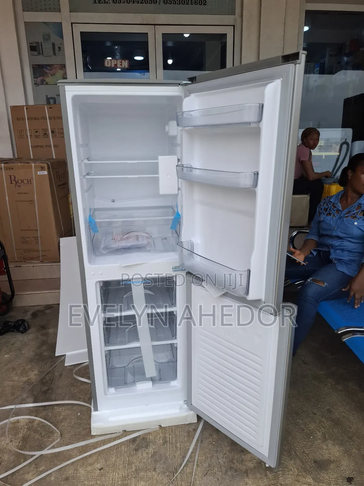 Fast Frozen TCL 142ltrs Bottom Freezer With Interior Light Available