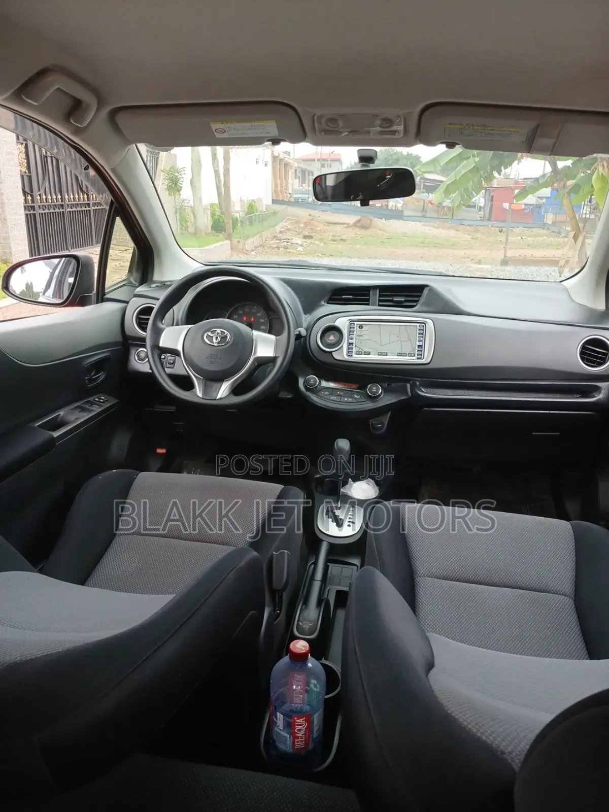 Toyota Vitz 1.3 FWD 3dr 2013 Red