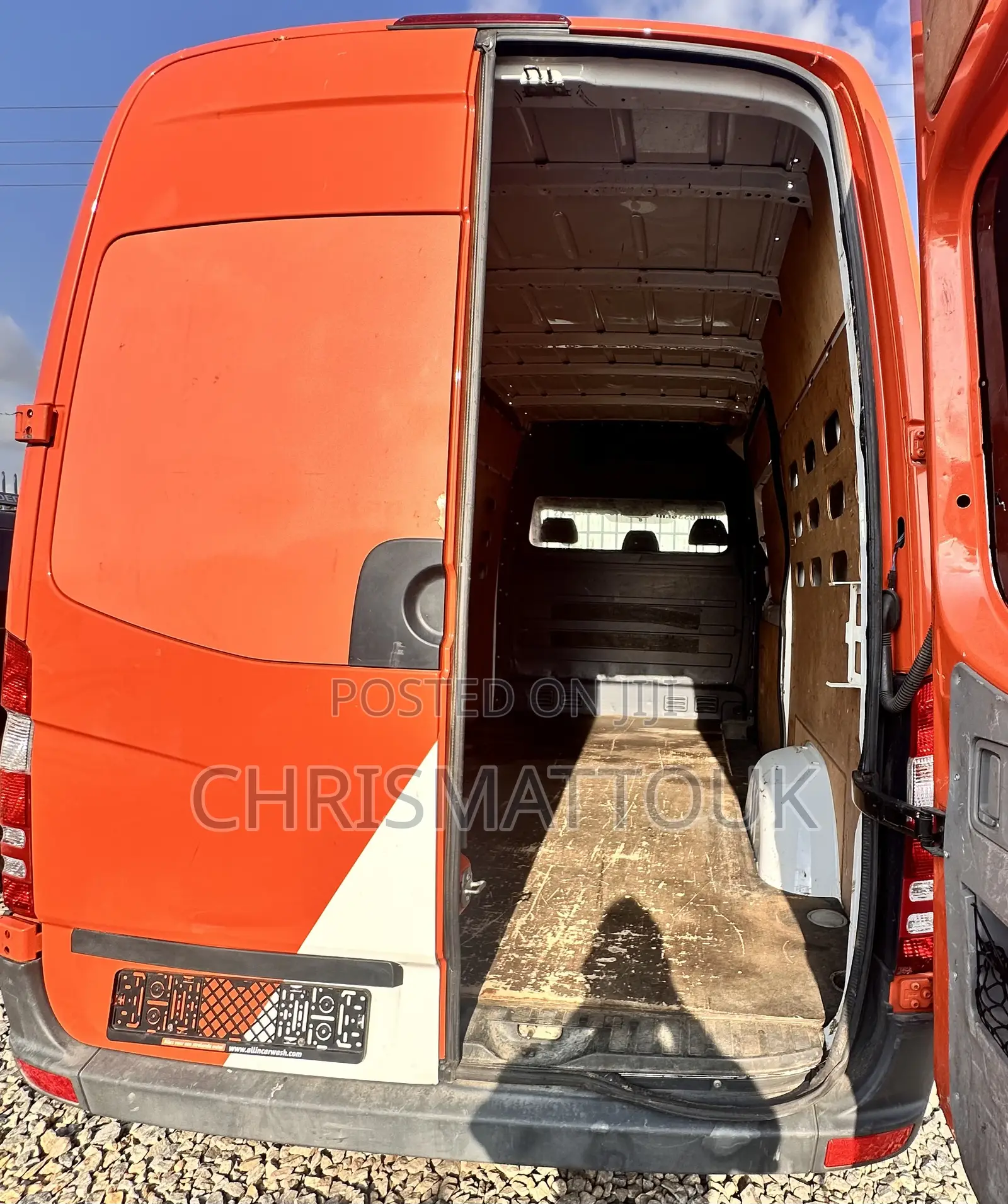 Mercedes-Benz Sprinter 2012 Orange