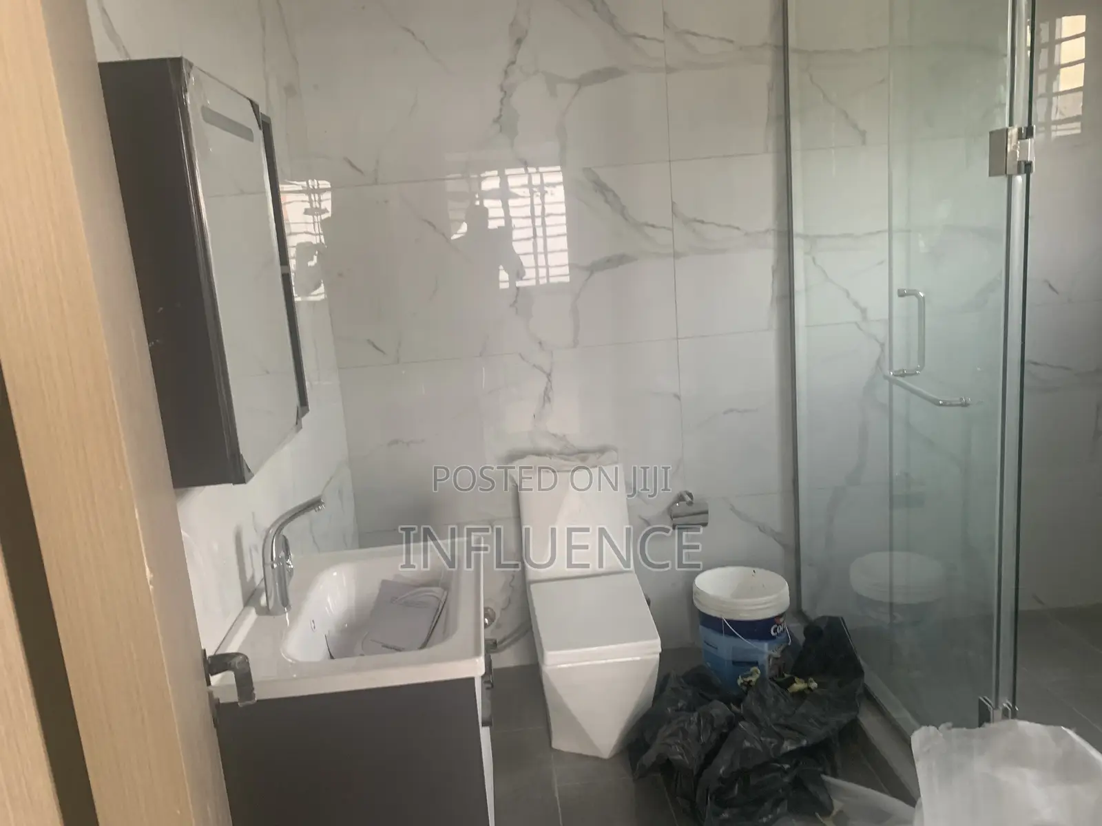 3bdrm House in Botwe, East Legon for sale