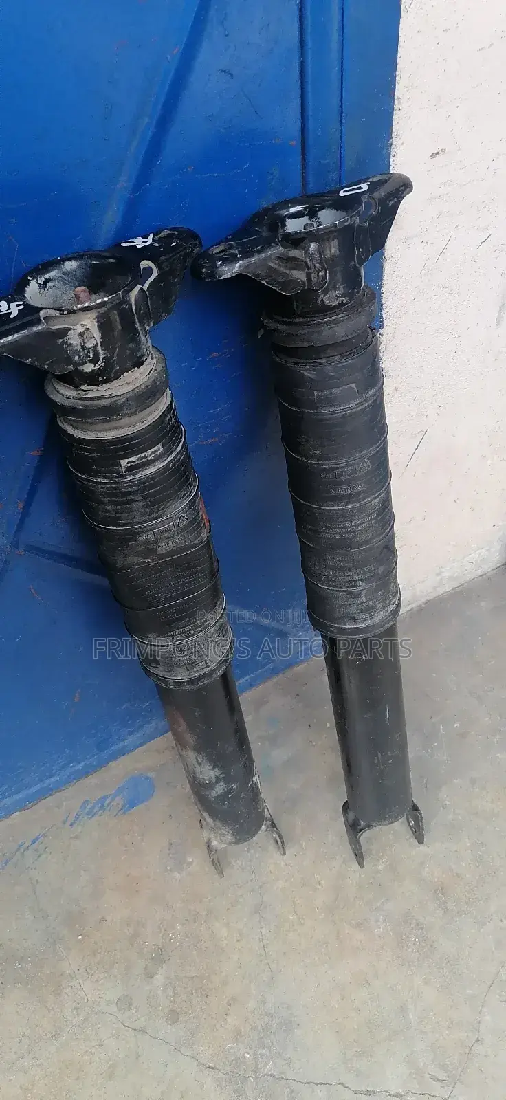 Grand Cherokee 2017 Back Shocks Absorbers