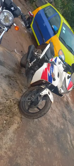 Honda CBR 2017 White