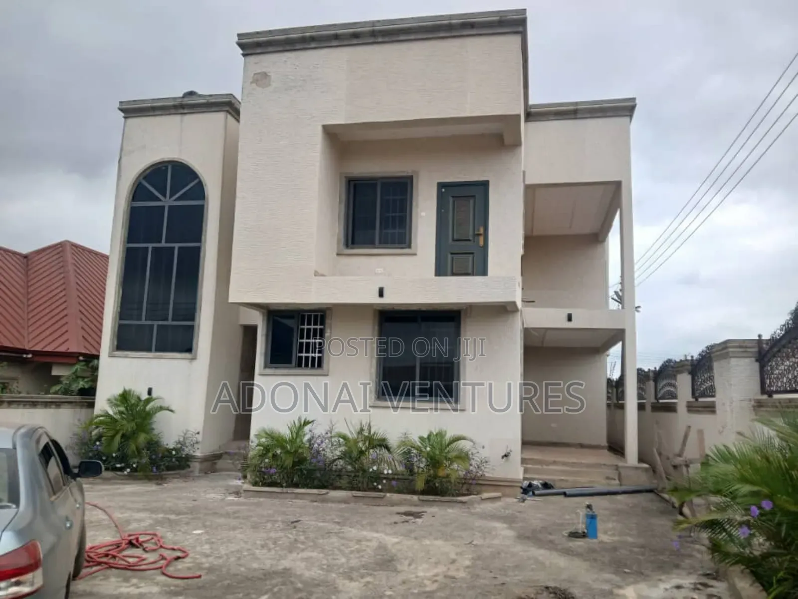 6bdrm House in Nyankyreniase, Kumasi Metropolitan for sale