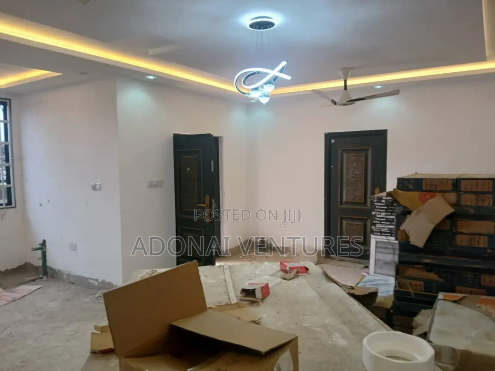 6bdrm House in Nyankyreniase, Kumasi Metropolitan for sale