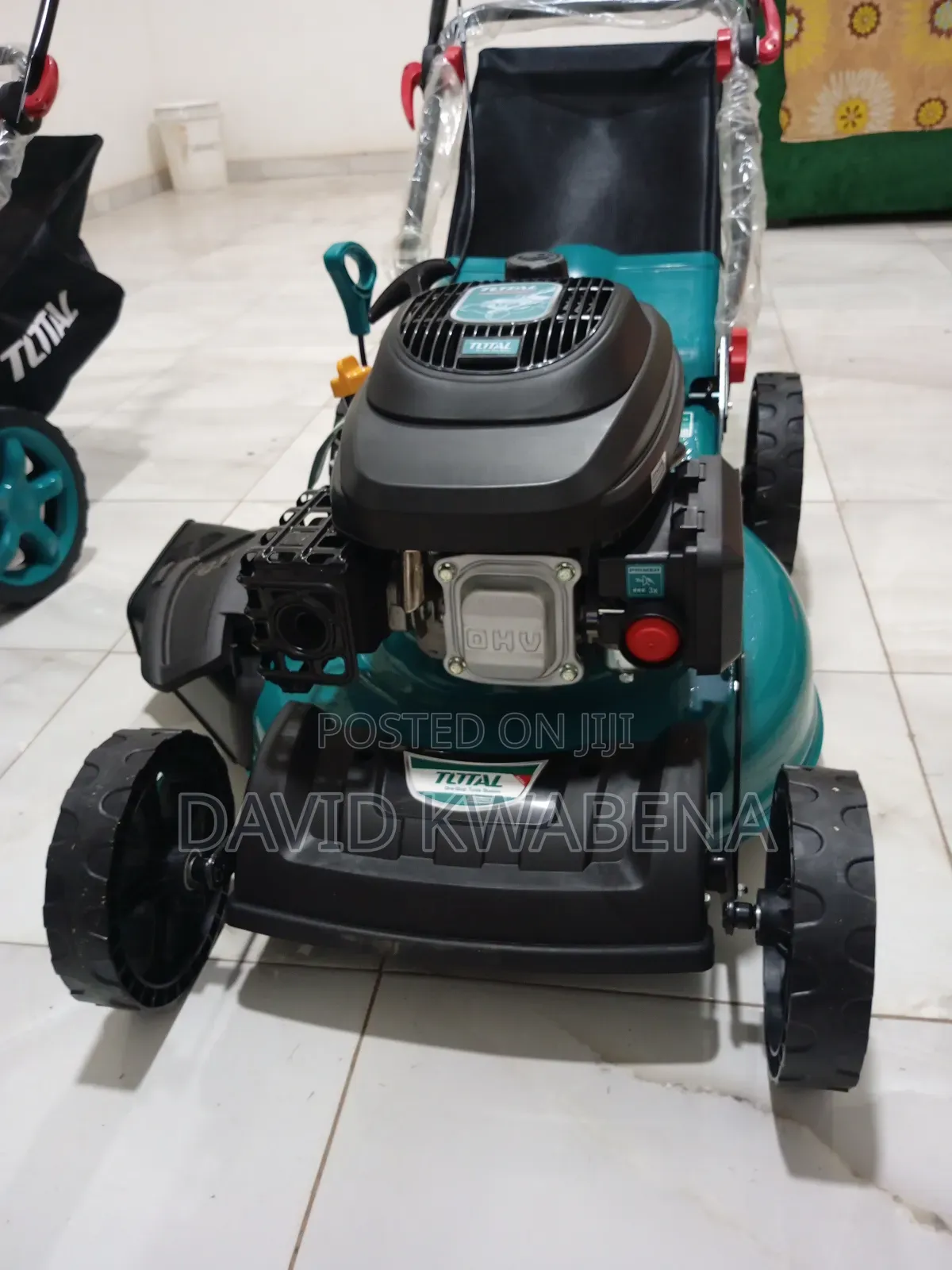 Total Gasoline Lawnmower 196cc