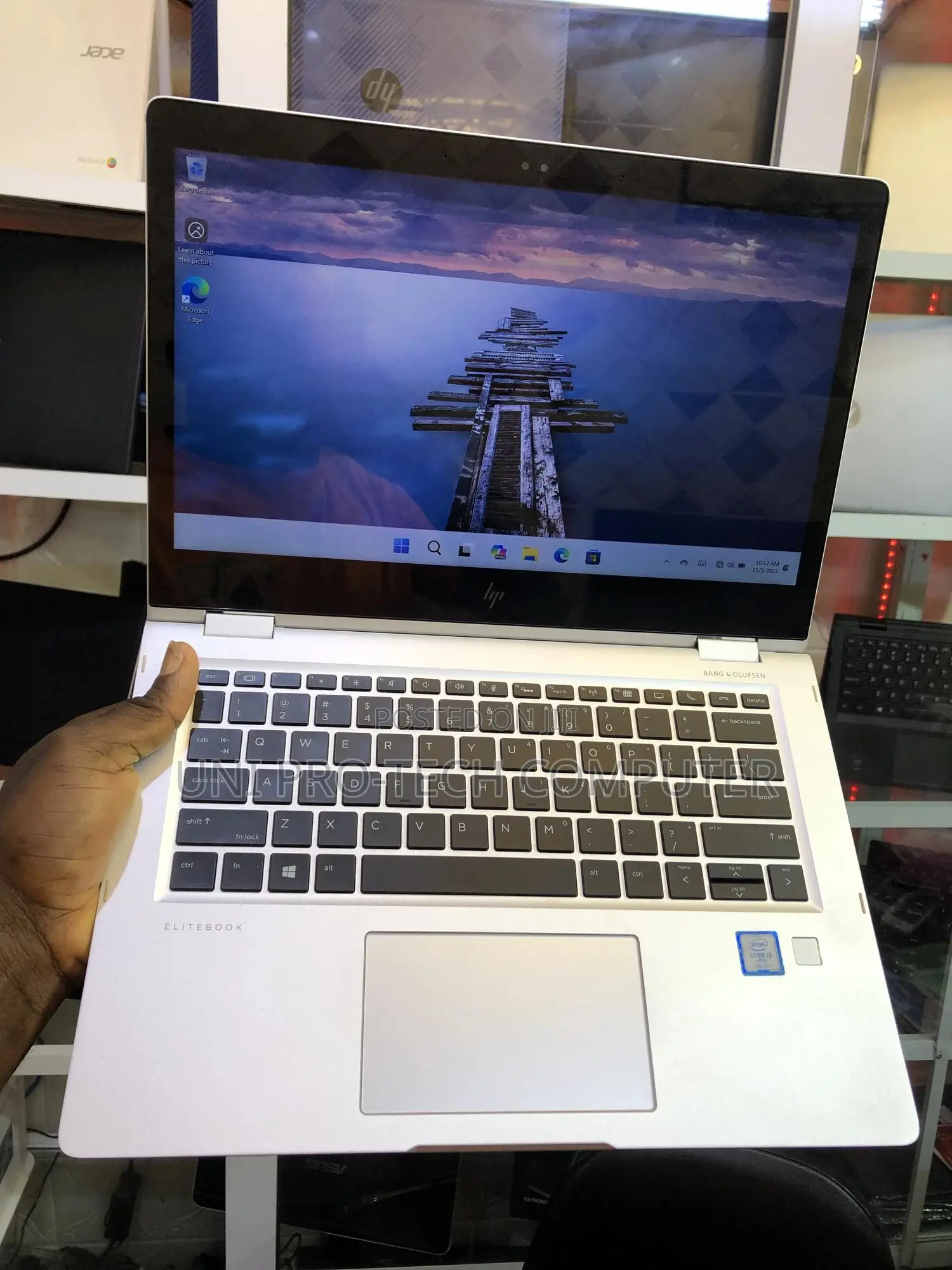 Laptop HP EliteBook 1030 8GB Intel Core I5 SSD 256GB
