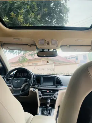 Hyundai Elantra 2018 White